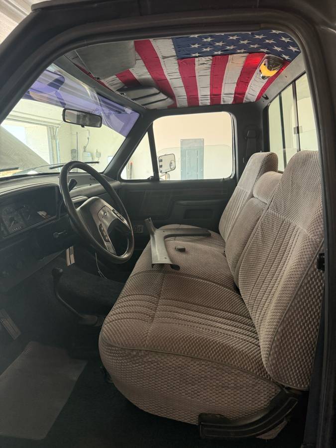 Ford-f350-4x4-1991-black-3