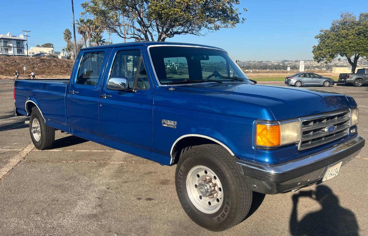 Ford-f350-crew-cab-1991-blue-4