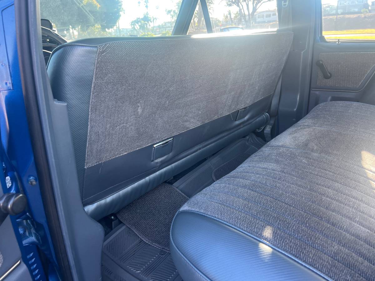 Ford-f350-crew-cab-1991-blue-7