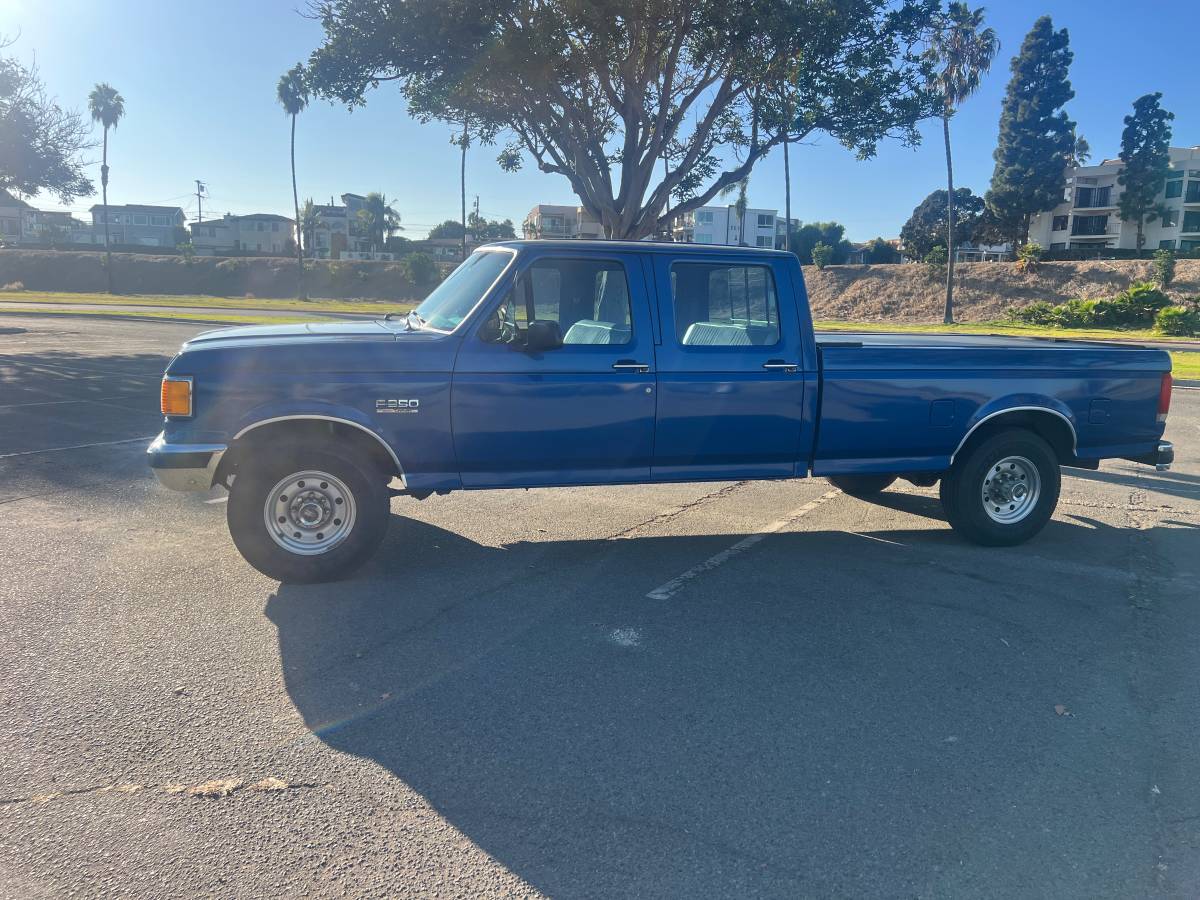 Ford-f350-crew-cab-1991-blue-9