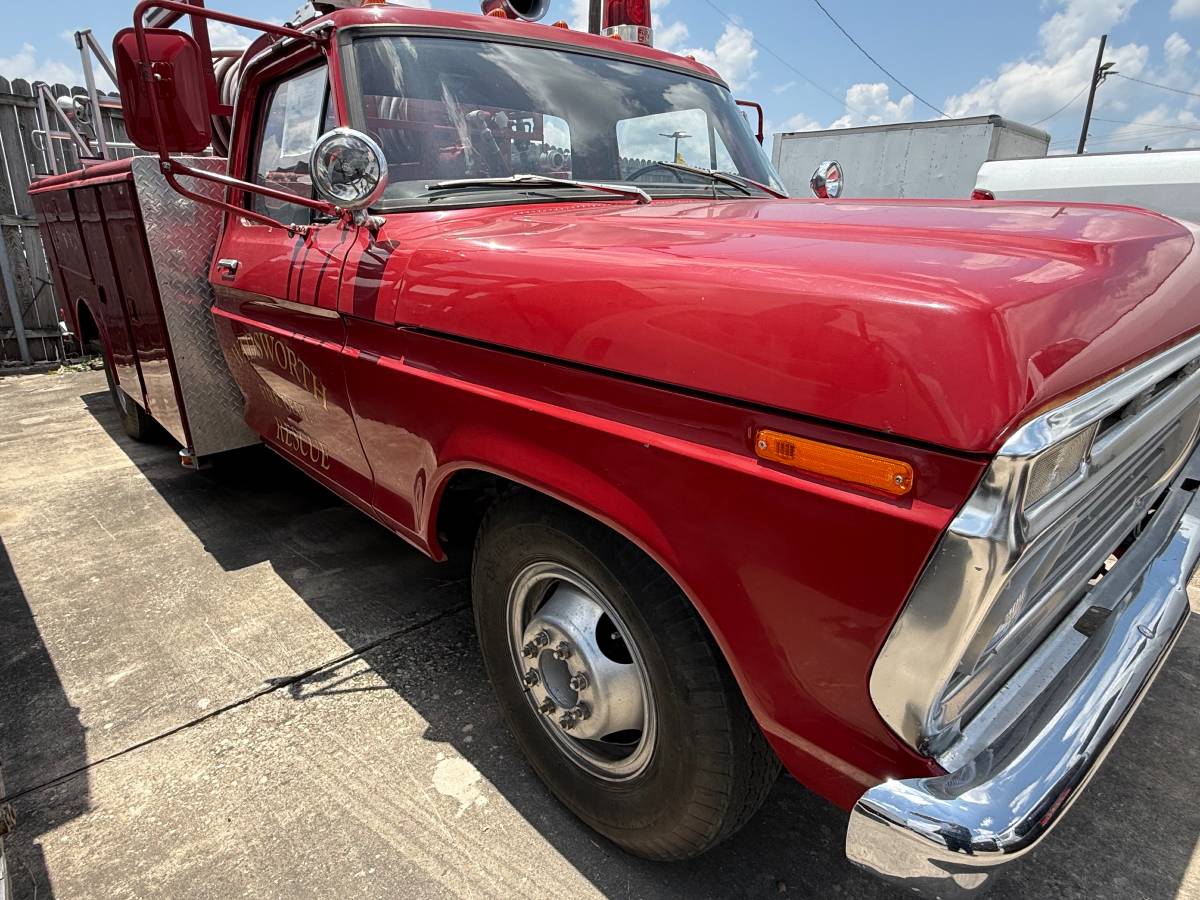 Ford-f350-diesel-1974-red-19