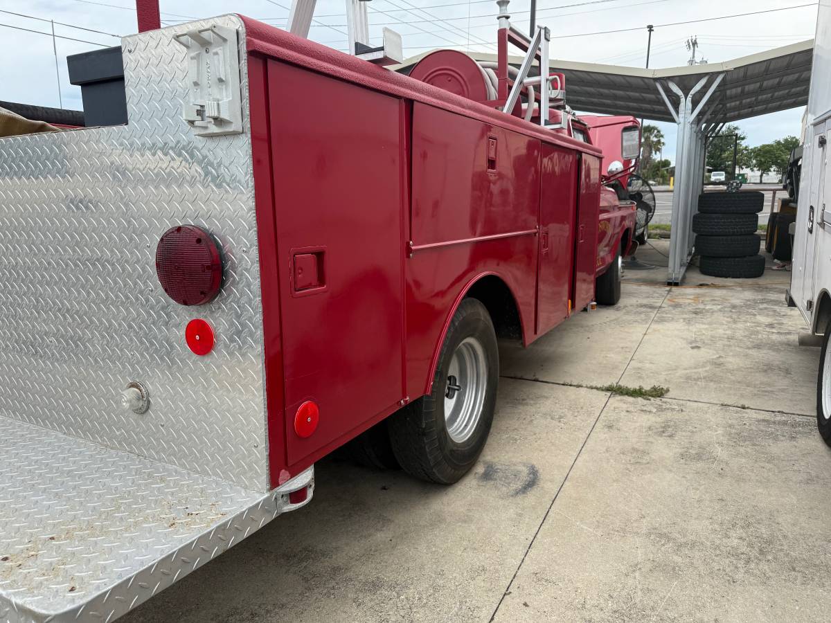 Ford-f350-diesel-1974-red-2