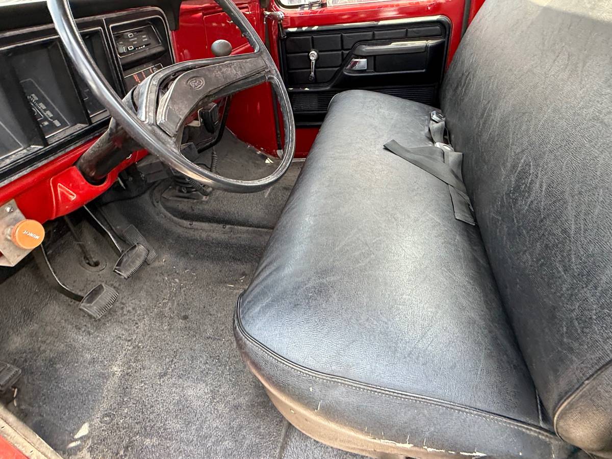 Ford-f350-diesel-1974-red-28