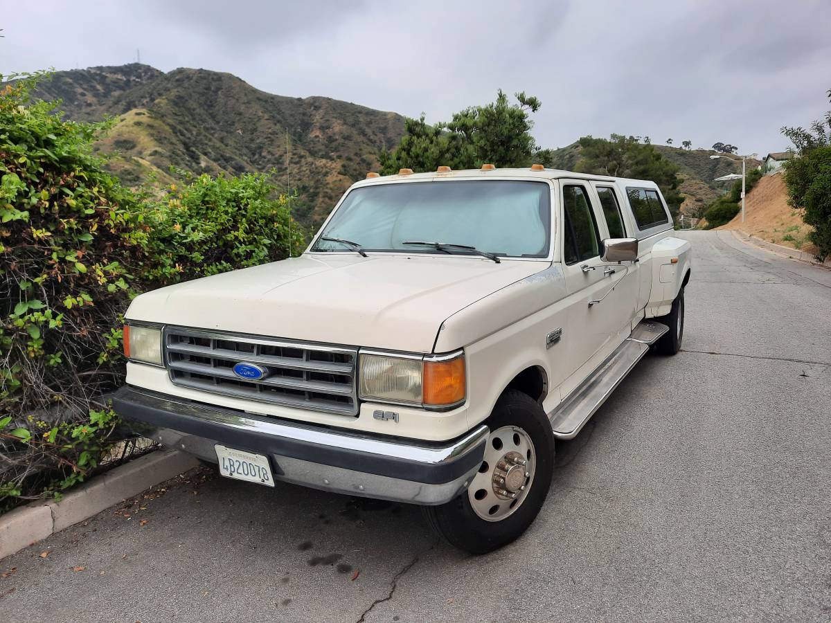 Ford-f350-lariat-crew-cab-dually-1990-white-3