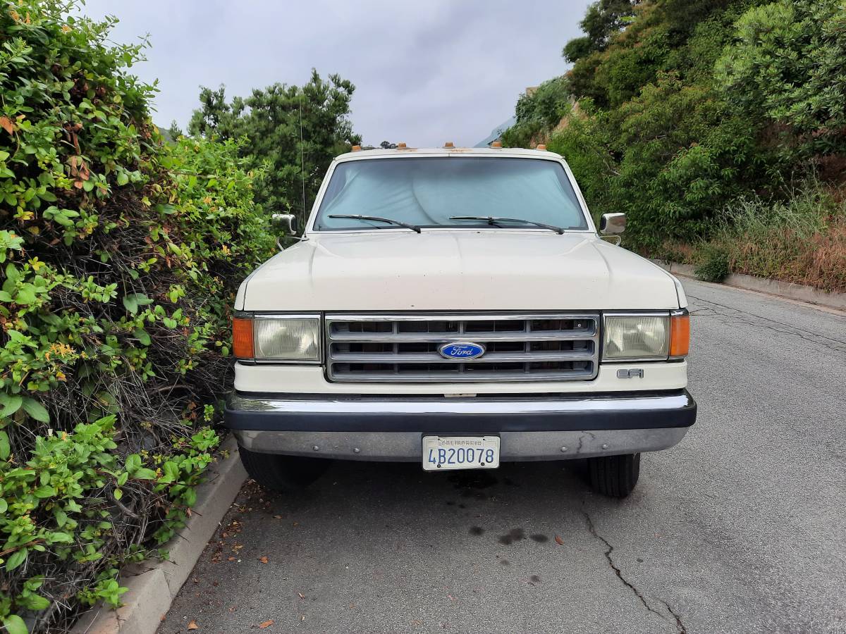 Ford-f350-lariat-crew-cab-dually-1990-white-8