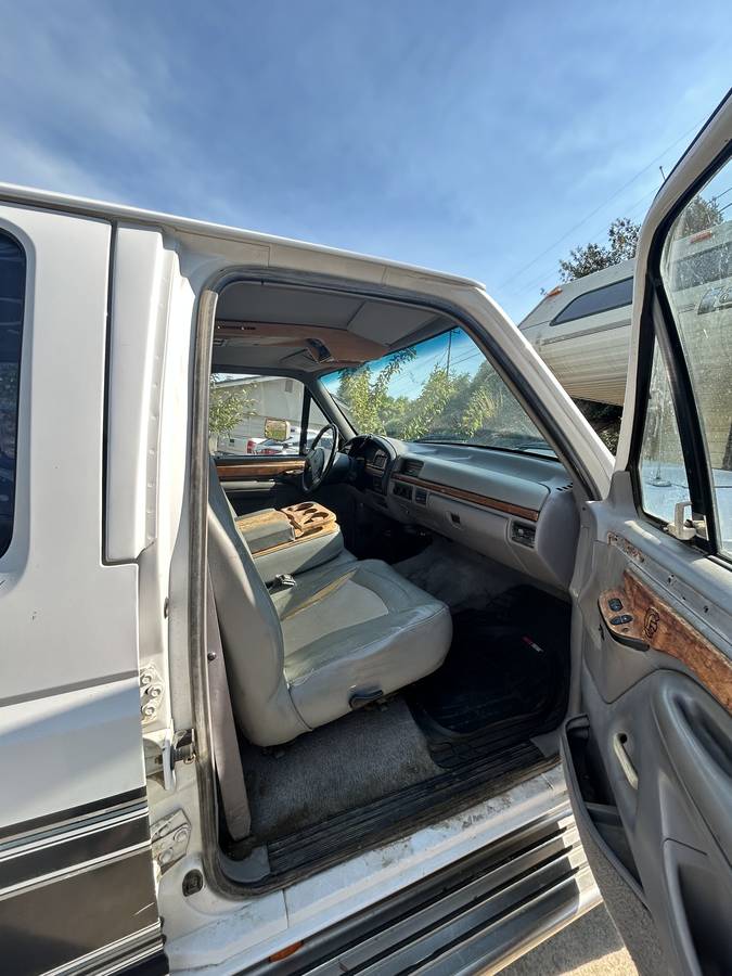 Ford-f350-super-duty-4x4-1996-custom-6