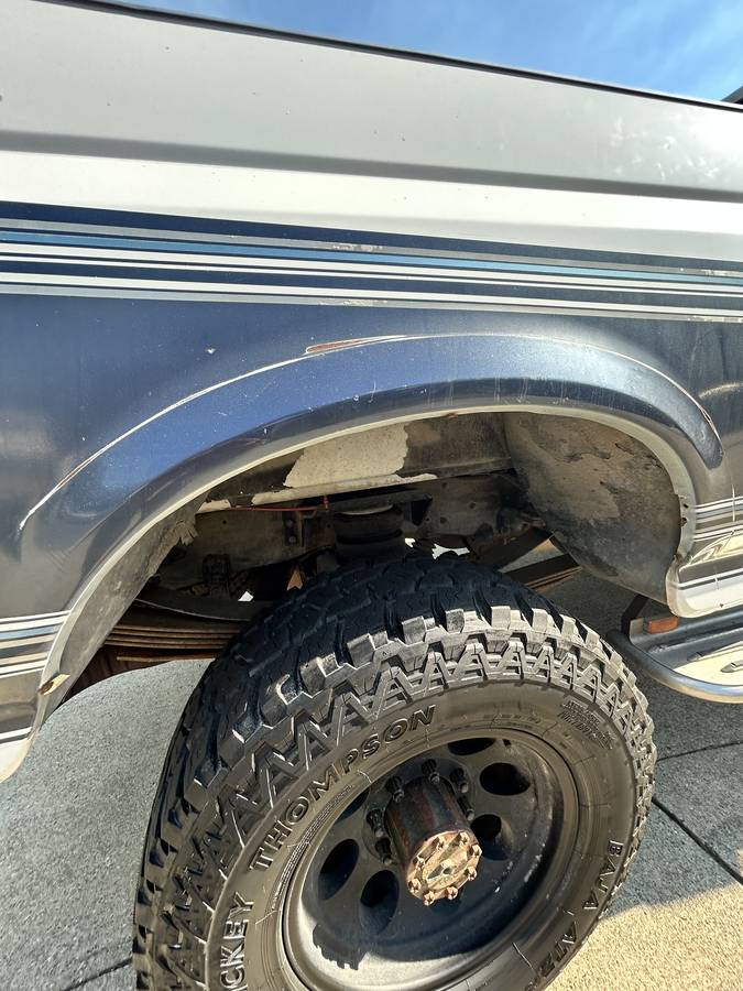 Ford-f350-super-duty-4x4-1996-custom-7