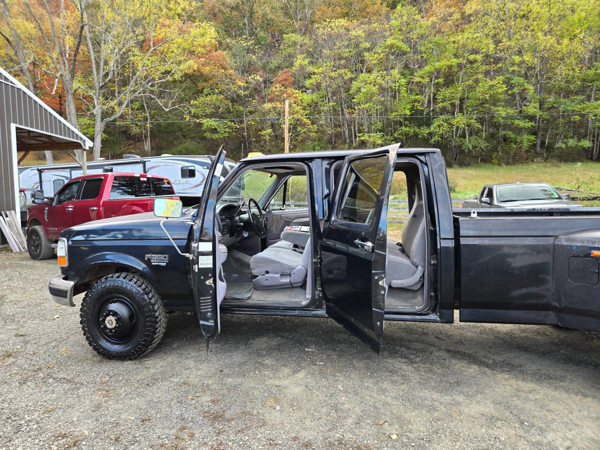 Ford-f350-super-duty-crew-cab-xlt-diesel-1995-black-10