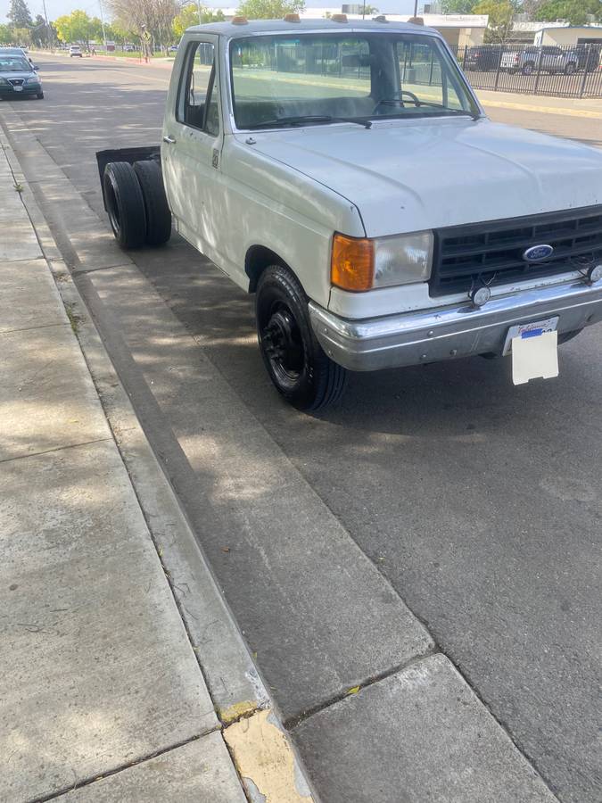 Ford-f350-super-duty-diesel-auto-1987-white-1