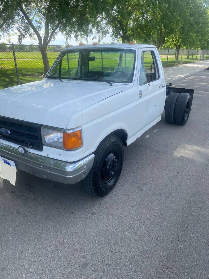 Ford-f350-super-duty-diesel-auto-1987-white-3