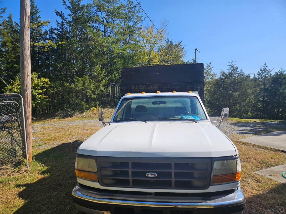 Ford-f350-super-duty-diesels-1995-white-1