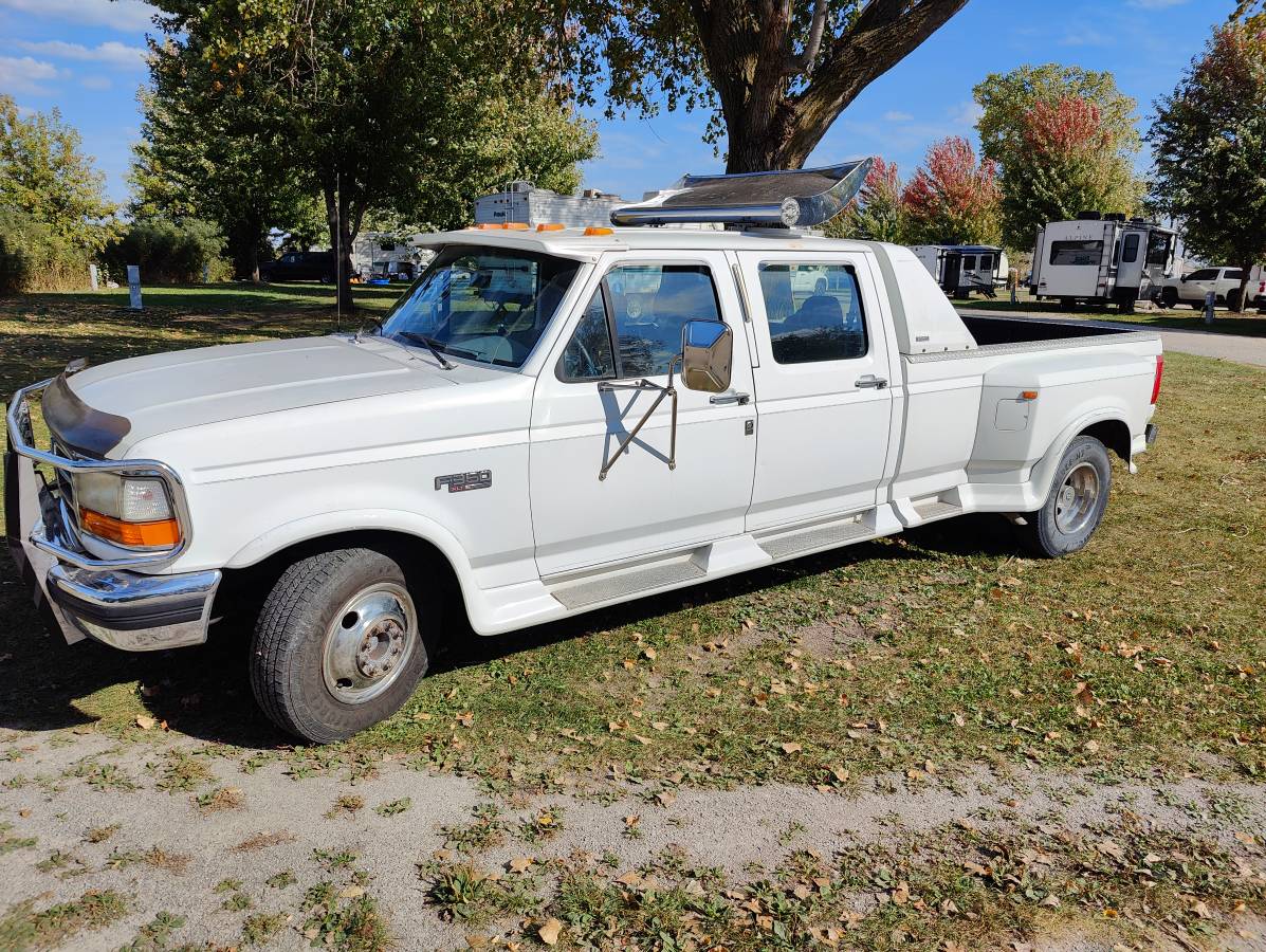Ford-f350-xlt-7.5-dually-centaurian-edition-1995-16
