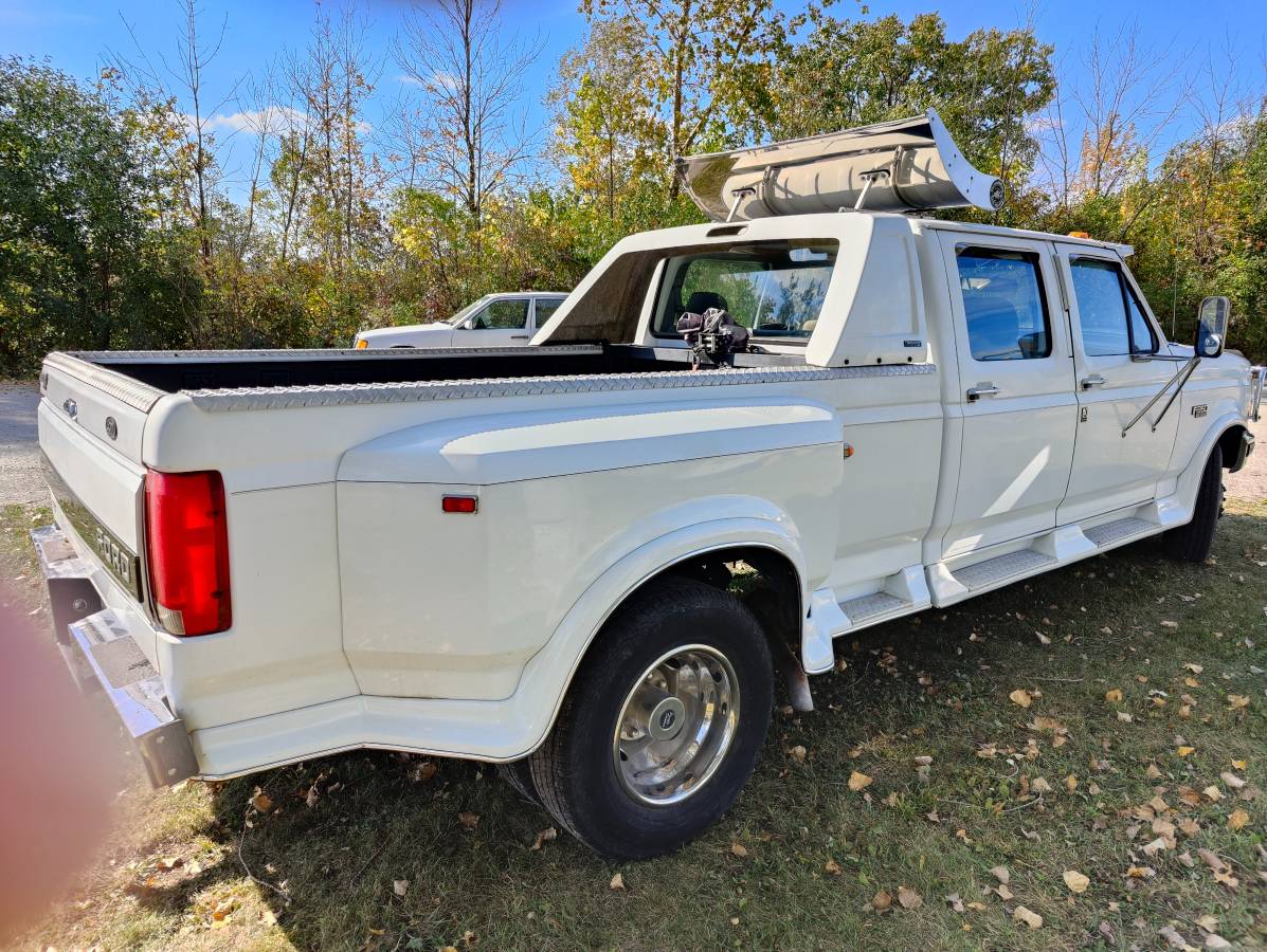 Ford-f350-xlt-7.5-dually-centaurian-edition-1995-17