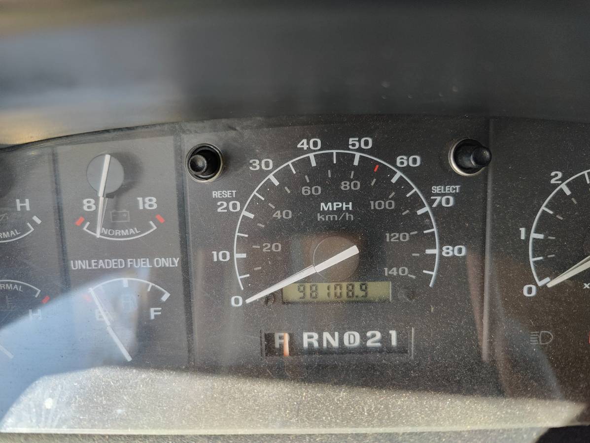 Ford-f350-xlt-7.5-dually-centaurian-edition-1995-9