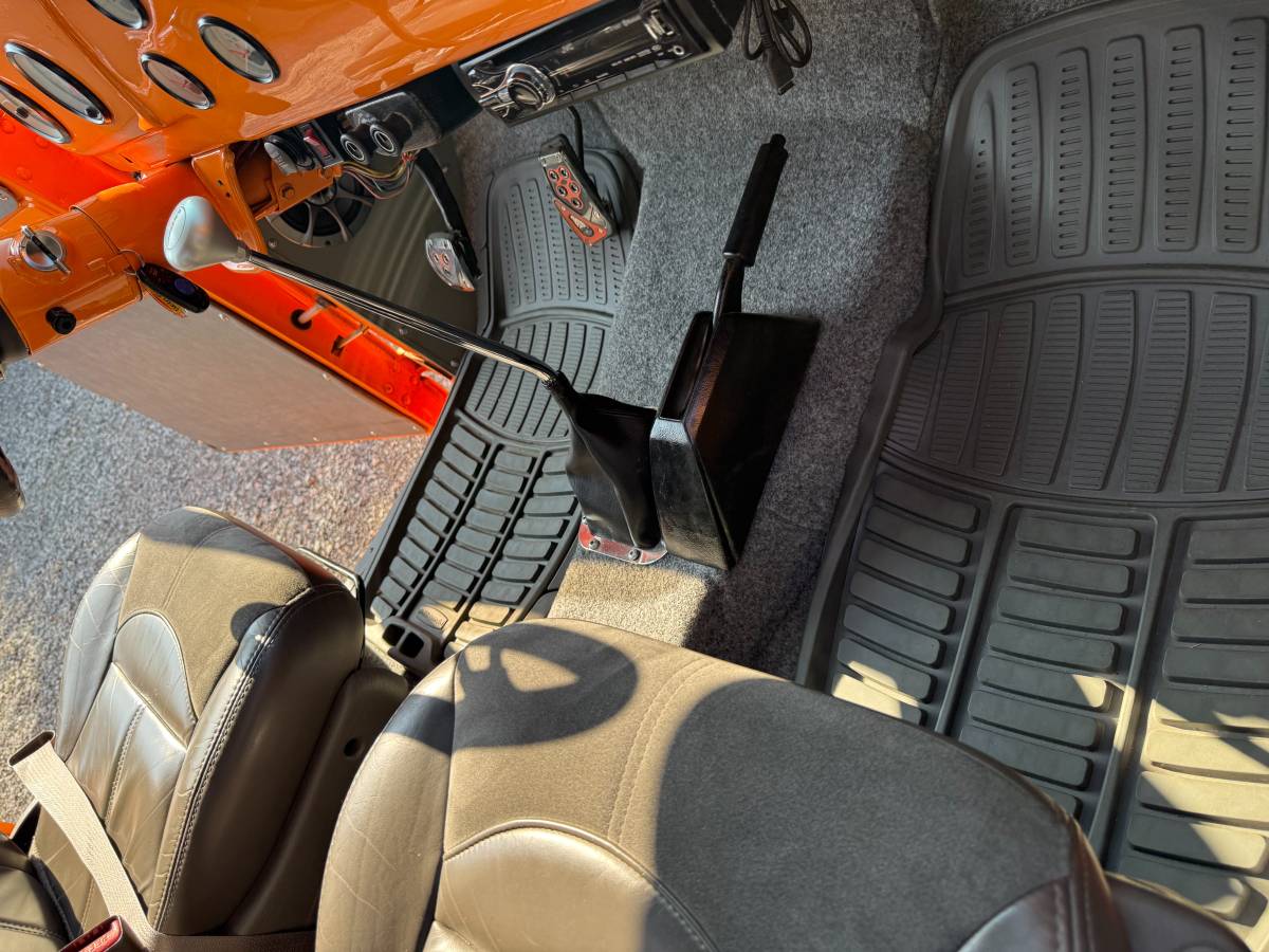 Ford-f47-1948-orange-21