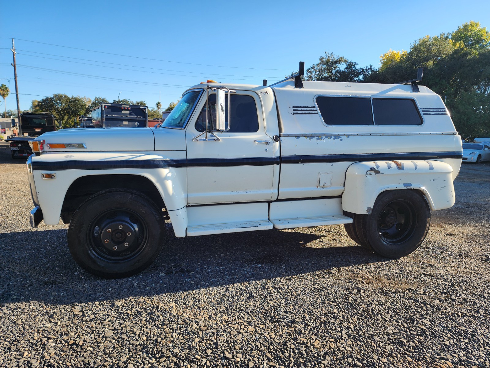 Ford-f500-1972-Standard-Cab-Pickup-1