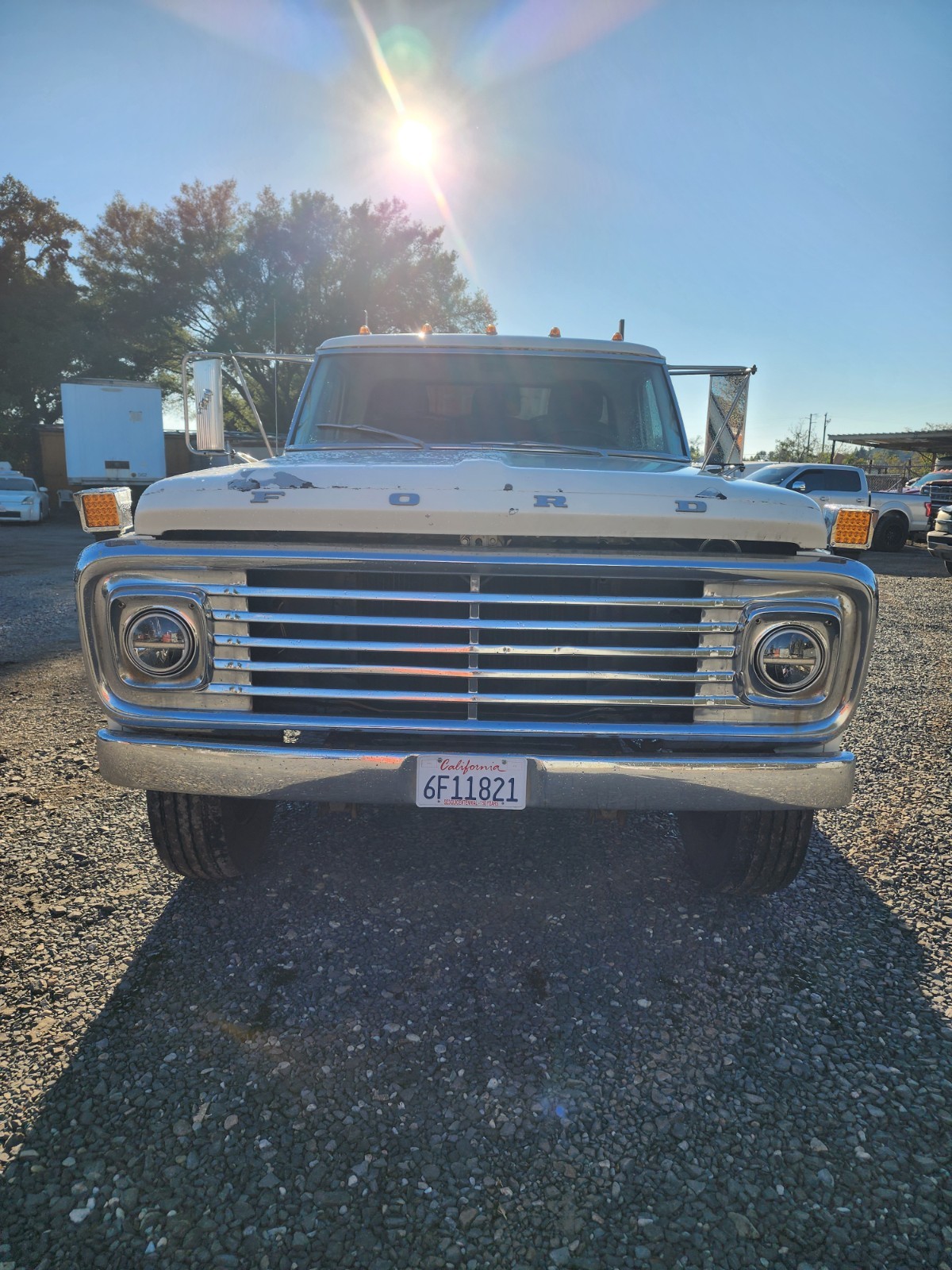 Ford-f500-1972-Standard-Cab-Pickup-2
