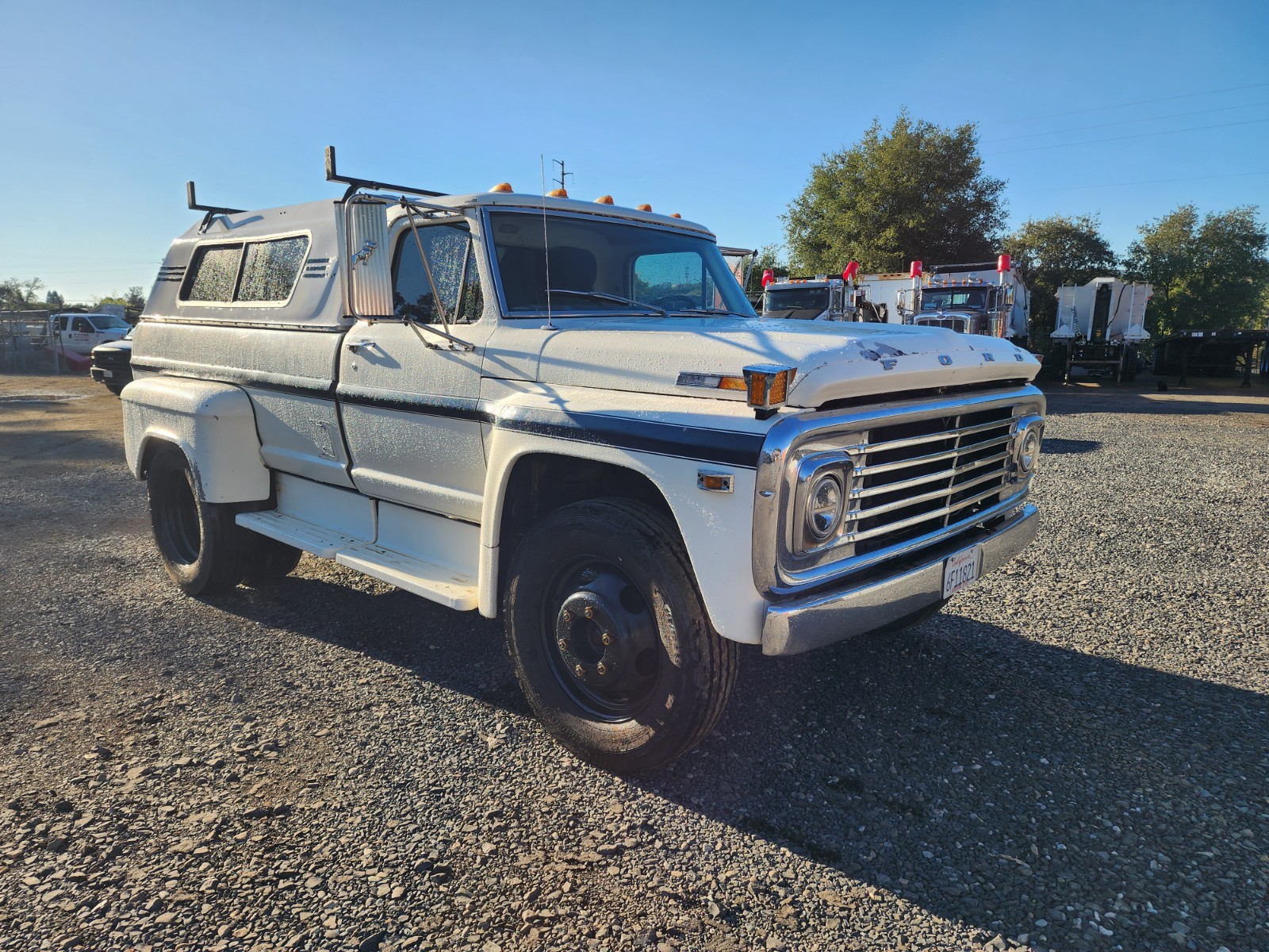 Ford-f500-1972-Standard-Cab-Pickup