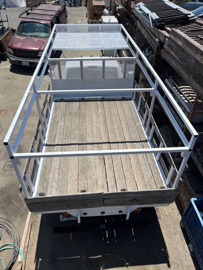 Ford-f550-super-duty-1995-white