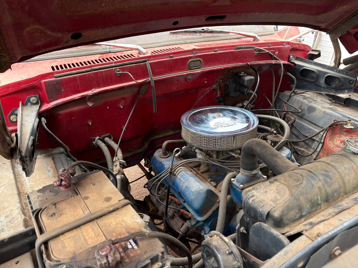 Ford-f600-1973-red-15