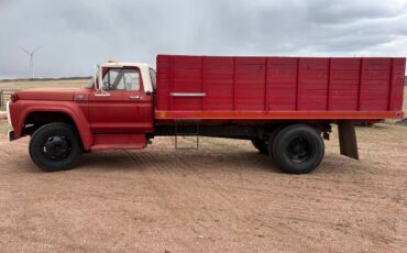 Ford-f600-1973-red-16