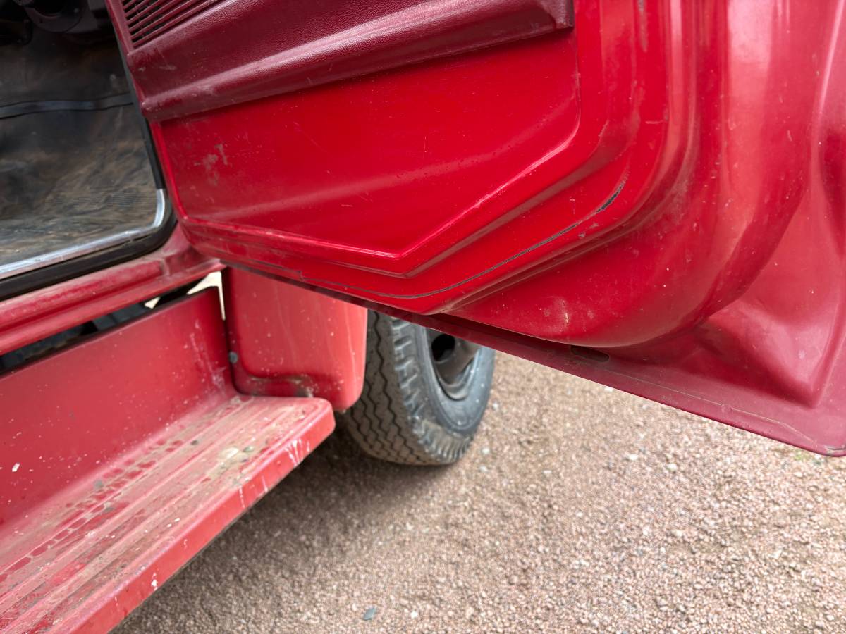 Ford-f600-1973-red-3