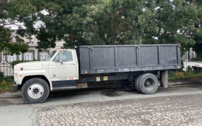 Ford f700 1986
