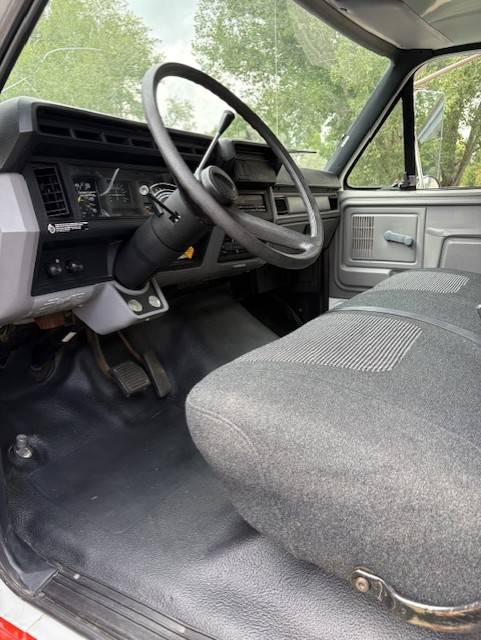 Ford-f700-1995-2