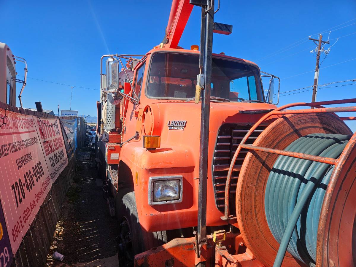 Ford-f8000-diesel-1988-1
