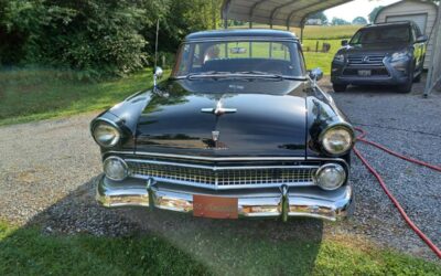 Ford fairlane 1955