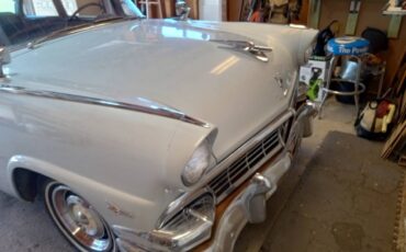 Ford-fairlane-1956