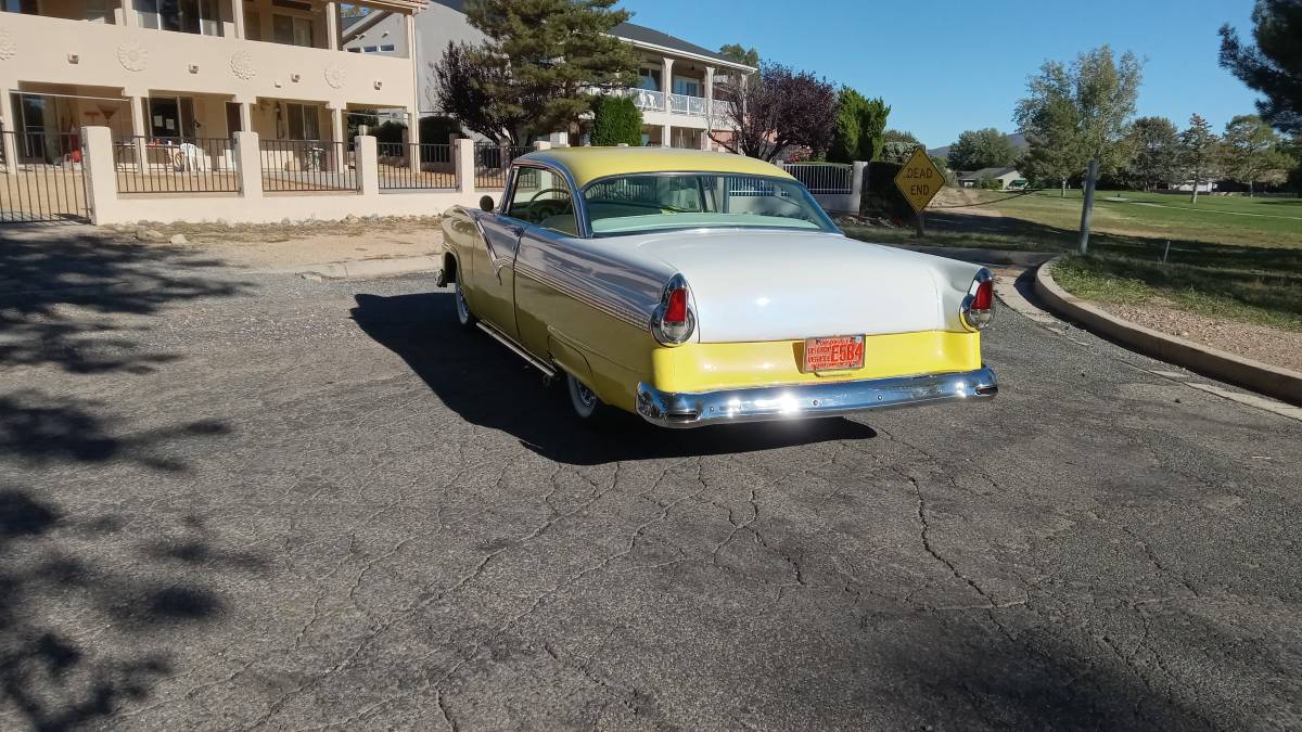 Ford-fairlane-1956-4