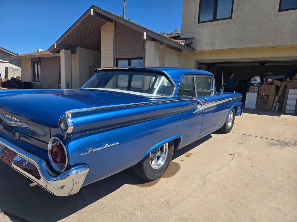 Ford-fairlane-1959-blue-1