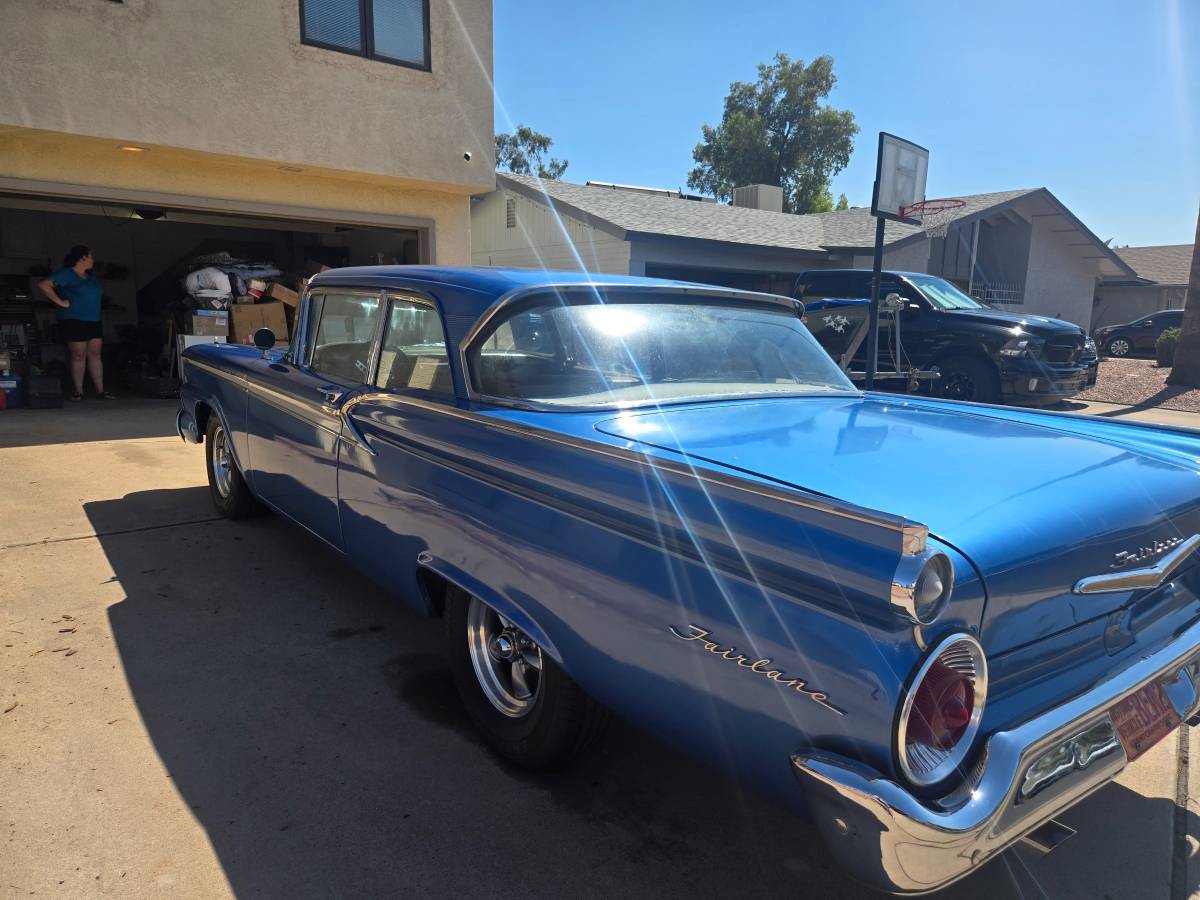 Ford-fairlane-1959-blue-18
