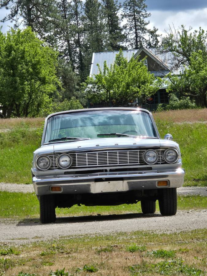 Ford-fairlane-1964-white-2