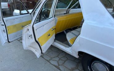 Ford-fairlane-1966-white-6