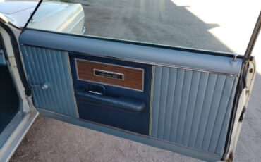 Ford-fairlane-1968-white-14