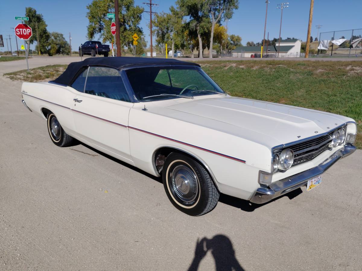 Ford-fairlane-1968-white-15