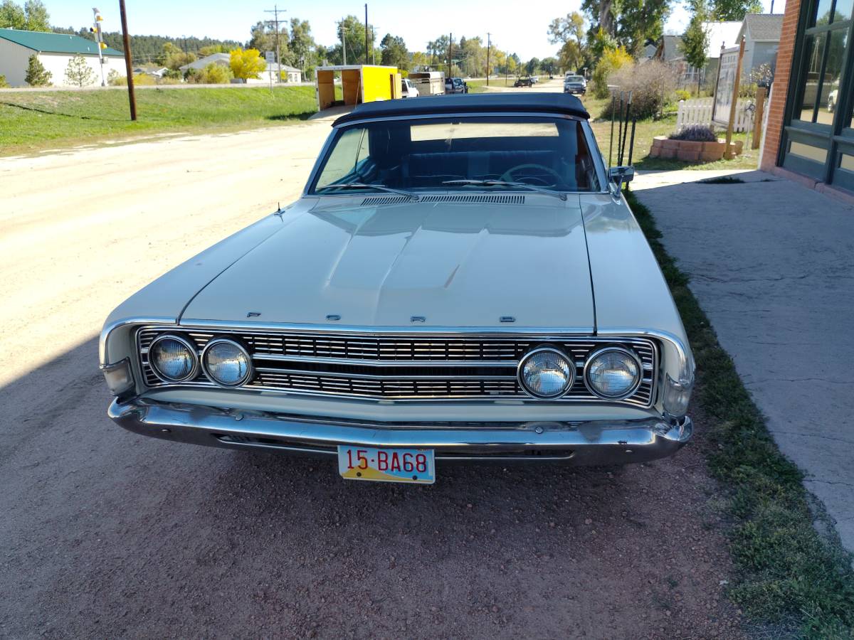 Ford-fairlane-1968-white-21