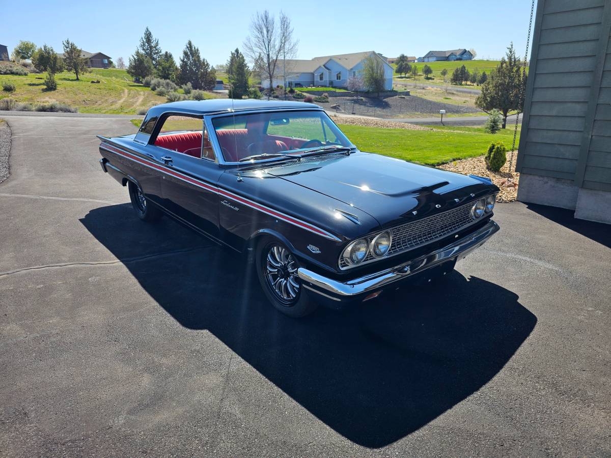 Ford-fairlane-500-1963-black-1