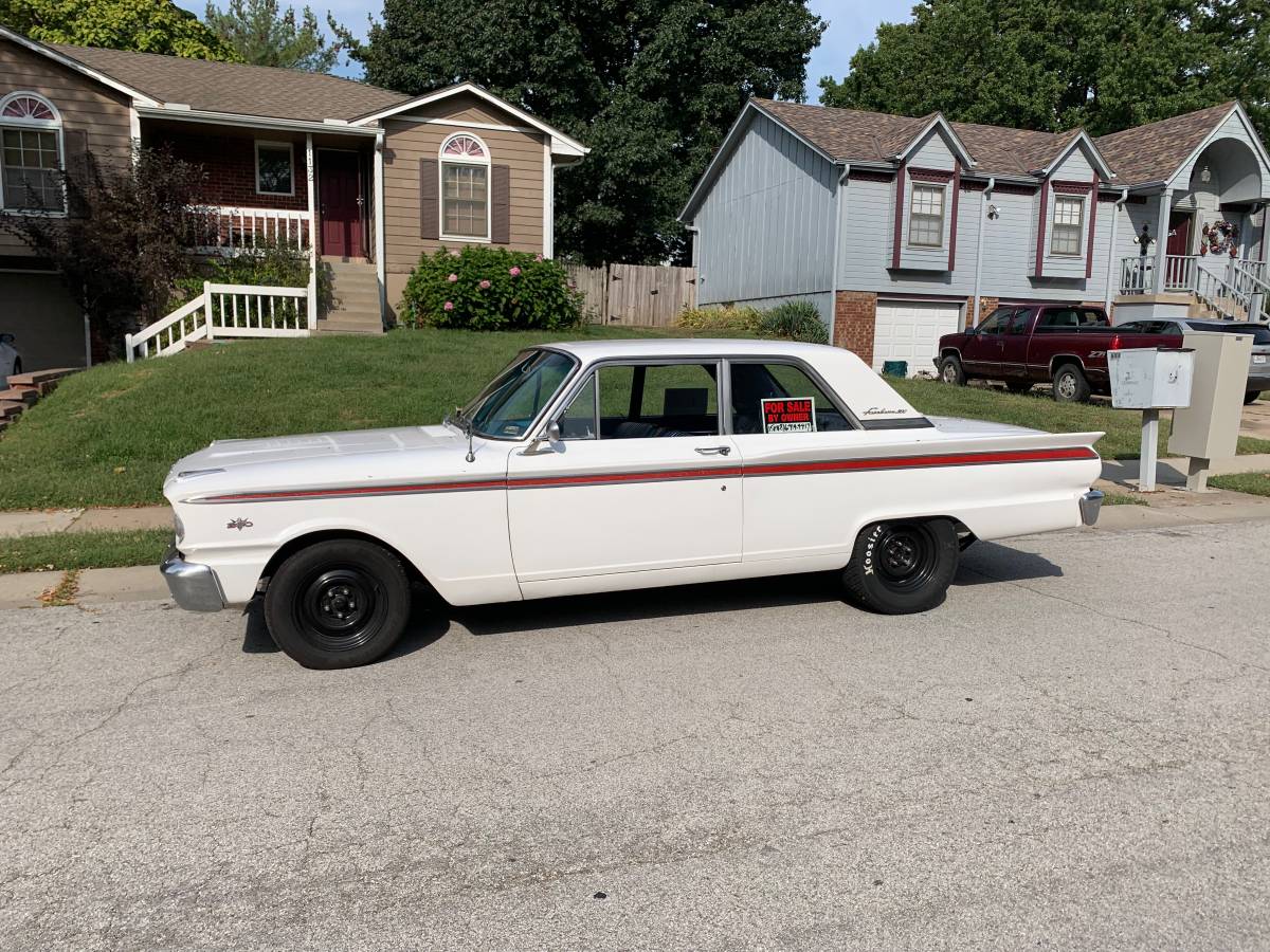 Ford-fairlane-500-1963-white-7
