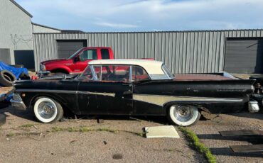 Ford-fairlane-skyliner-1958-black-1