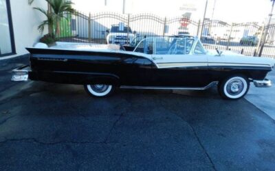 Ford fairlane sunliner 1957