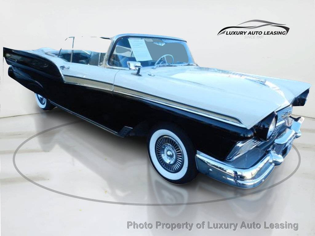 Ford-fairlane-sunliner-1957-black-74