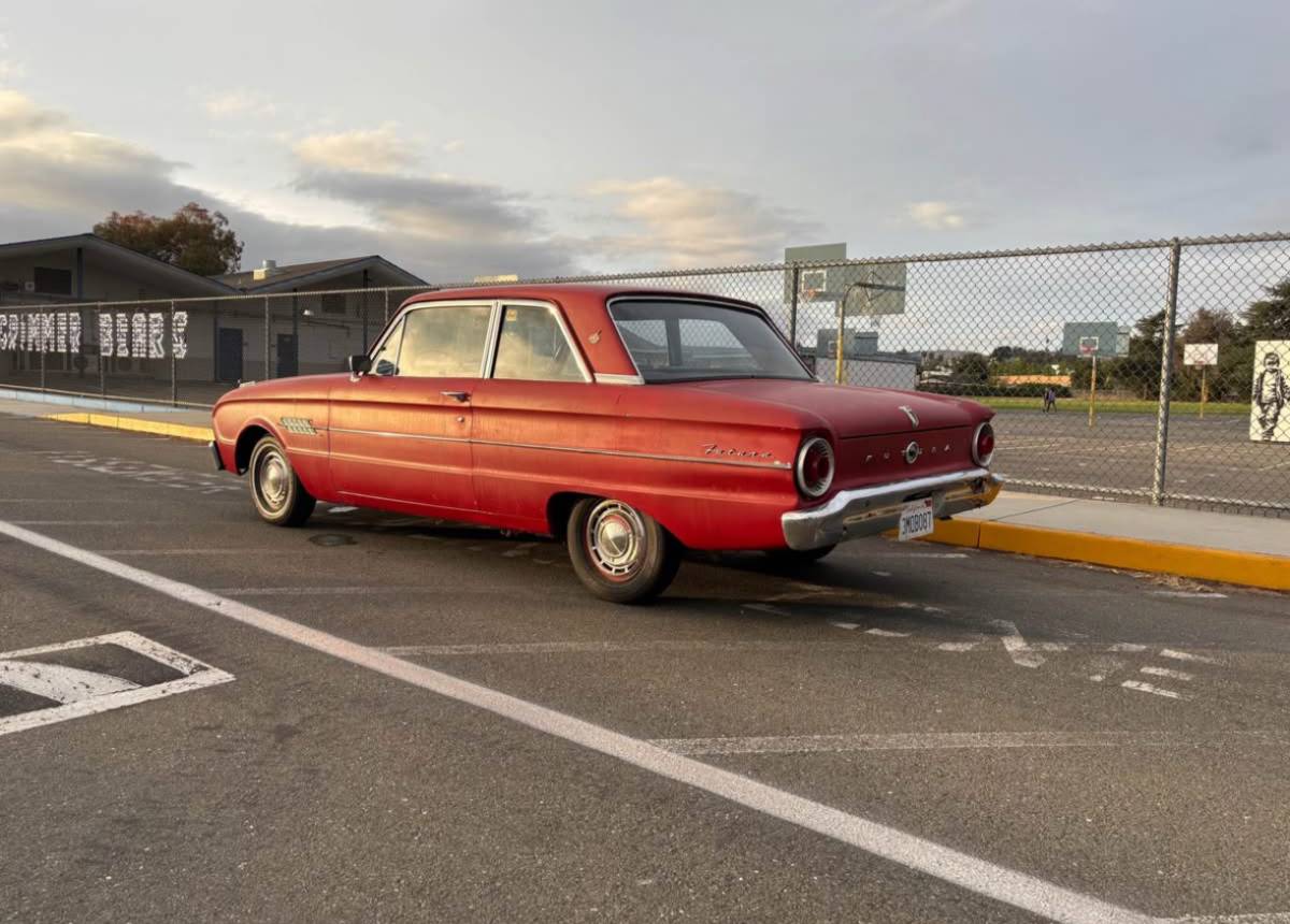 Ford-falcon-1962-3