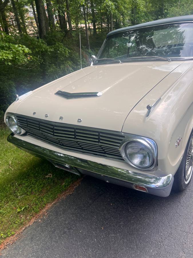 Ford-falcon-futura-convertible.-1963-white-18