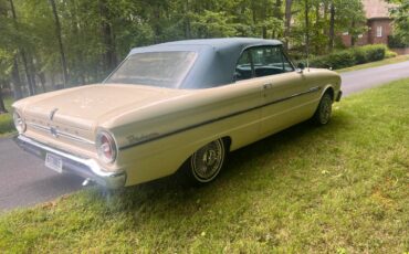 Ford-falcon-futura-convertible.-1963-white-2