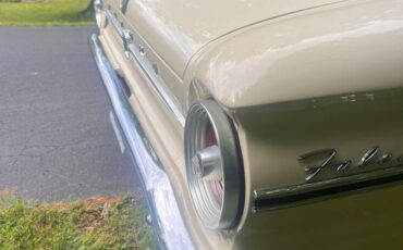 Ford-falcon-futura-convertible.-1963-white-22