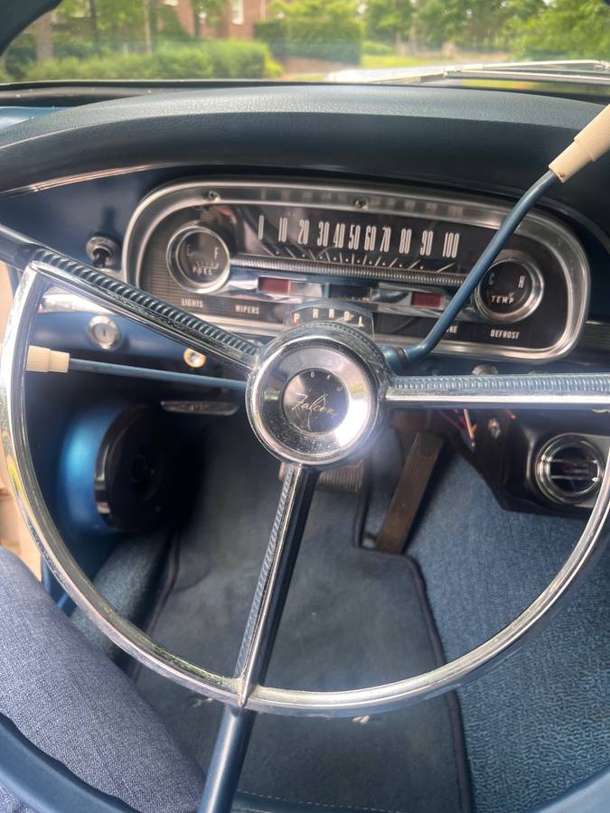 Ford-falcon-futura-convertible.-1963-white-8