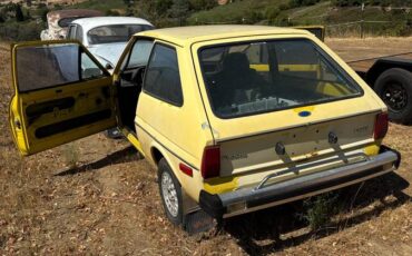 Ford-fiesta-s-1980-yellow-4